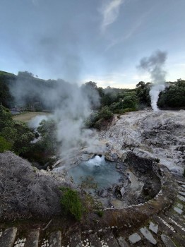 Descoperă magia ascunsă a insulei São Miguel