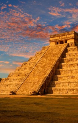 Sunrise at Chichen Itza