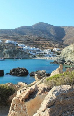 Exploreaza insula Folegandros