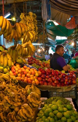 Street Food and Walking on the Streets of Amman