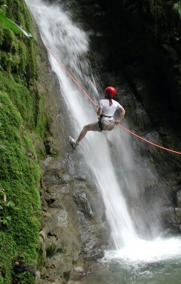 Adrenalina pura la Arenal