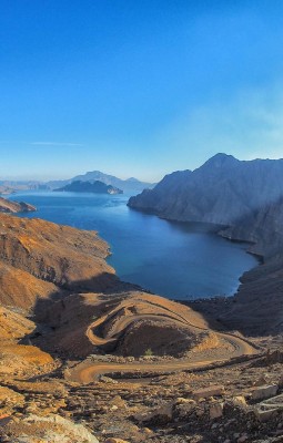 Cruising the Musandam Fjords 